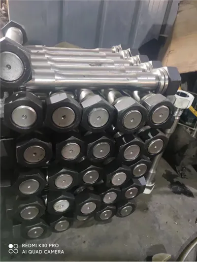 Makkinarju DQ Manifattura Spare Parts ta 'Kwalità Għolja Għal Partijiet Idrawliċi Rock Breaker Bolt tal-ġenb Għal SB70 SB81 SB100 SB121 SB151 HB20G HB30G